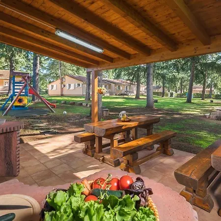 Apartament Materada *