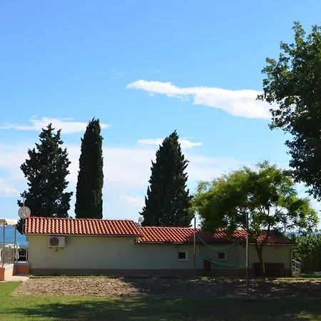 Apartment Materada *